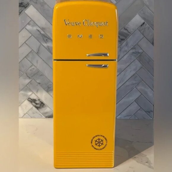 Limited Edition Veuve SMEG Fridge - Mint Condition!!! - Picture 1 of 6